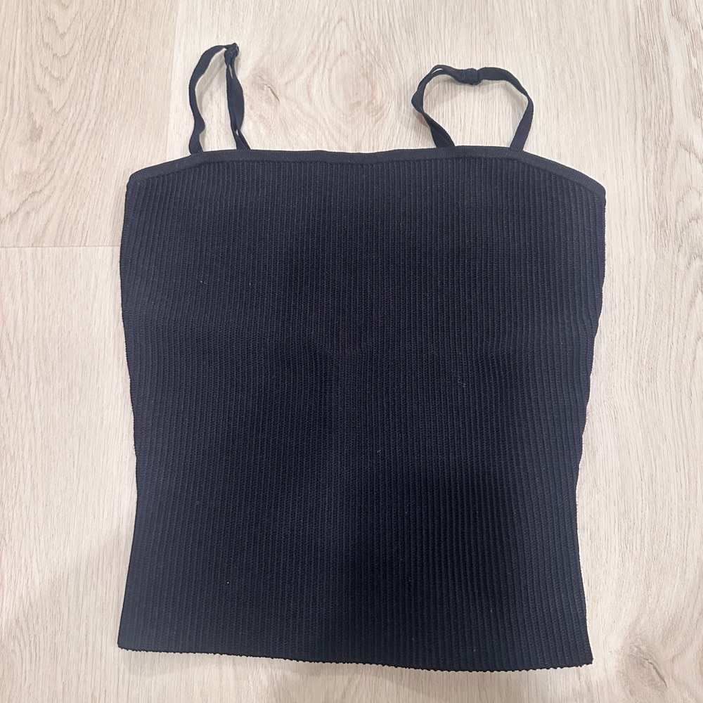 Aritzia Babaton sculpt knit cami tank